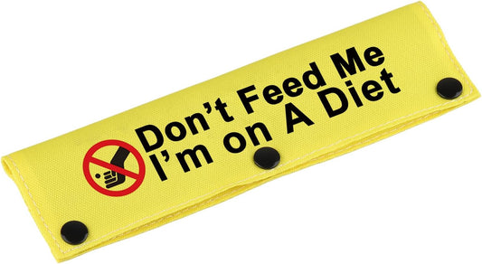 Funny Dog Leash Sleeve Don’t Feed Me I’M On A Diet Dog Leash Wrap Sleeve Alert Tag Pet Birthday Gift (Don’T Feed Me-YE Sleeve)