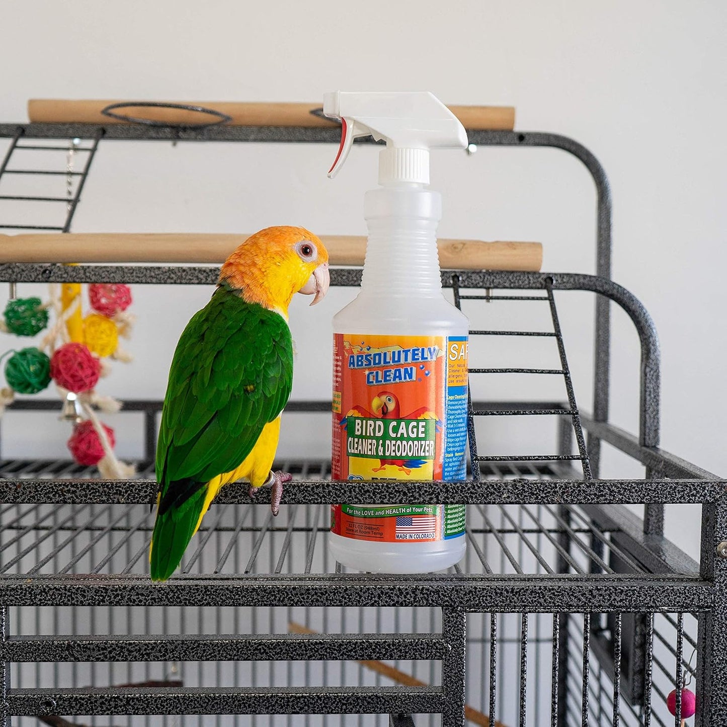 Absolutely Clean Amazing Bird Cage Cleaner and Deodorizer - Just Spray/Wipe - Safely & Easily Removes Bird Messes Quickly and Easily - Made in The US - Fragrance Free (32oz Pack of 1)